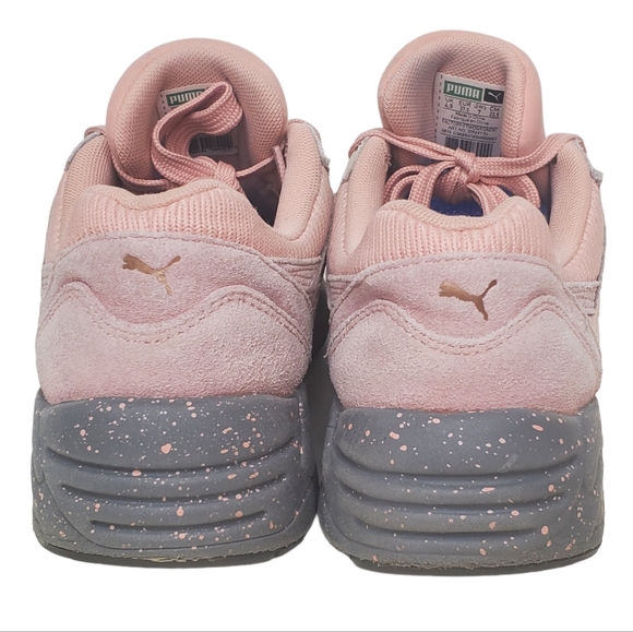 PUMA Trinomic R698 Winterized Coral Cloud Pink Sneakers Sz 7 - Picture 6 of 13